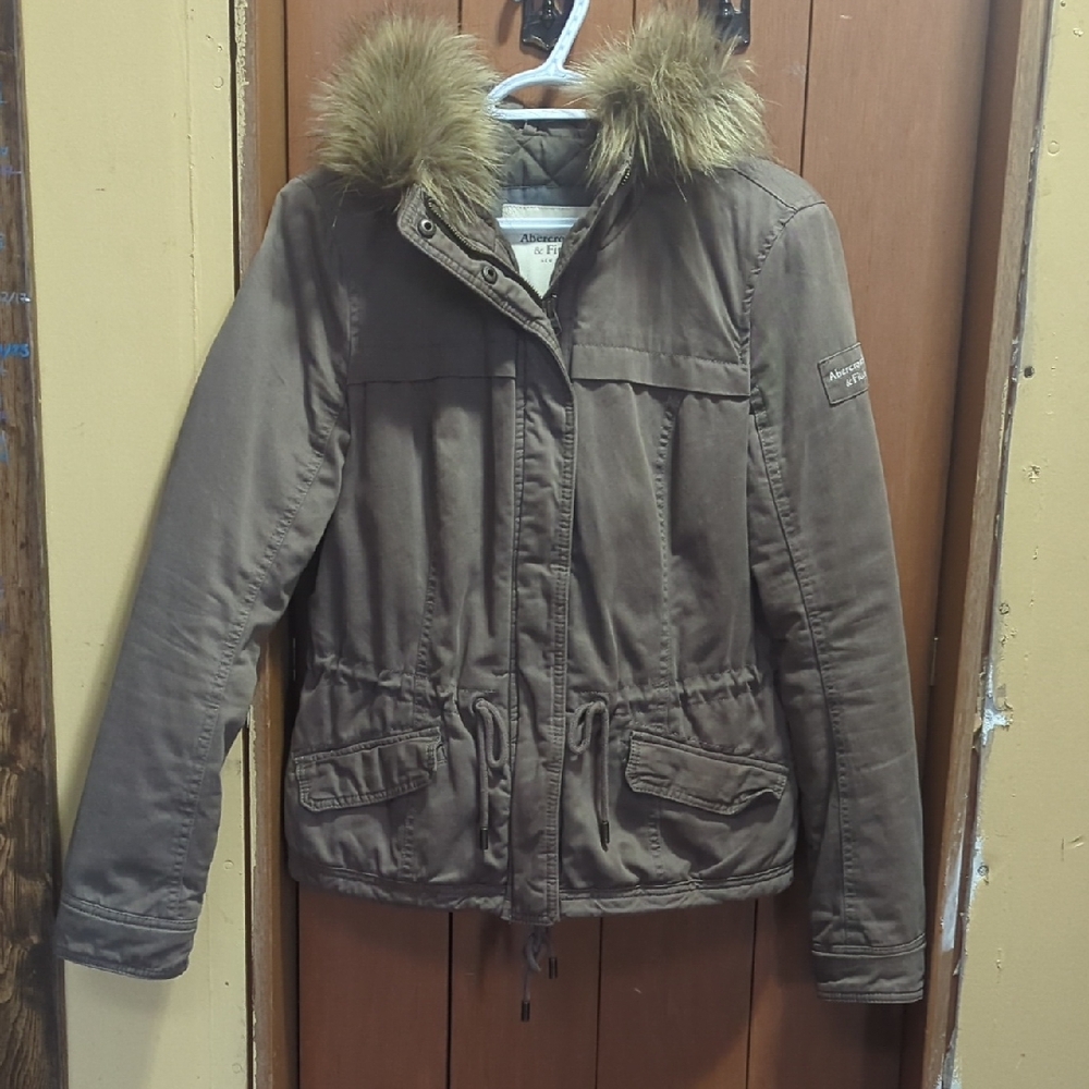 NWOT Abercrombie & Fitch Quilted Brown Jacket
